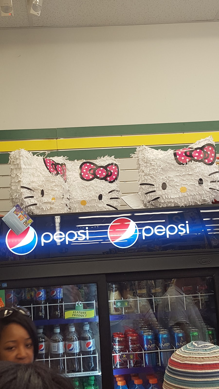 Dollarama | 228 Lakeshore Road W Credit Landing Shopping Centre, Mississauga, ON L5H 1G6, Canada | Phone: (905) 274-5716