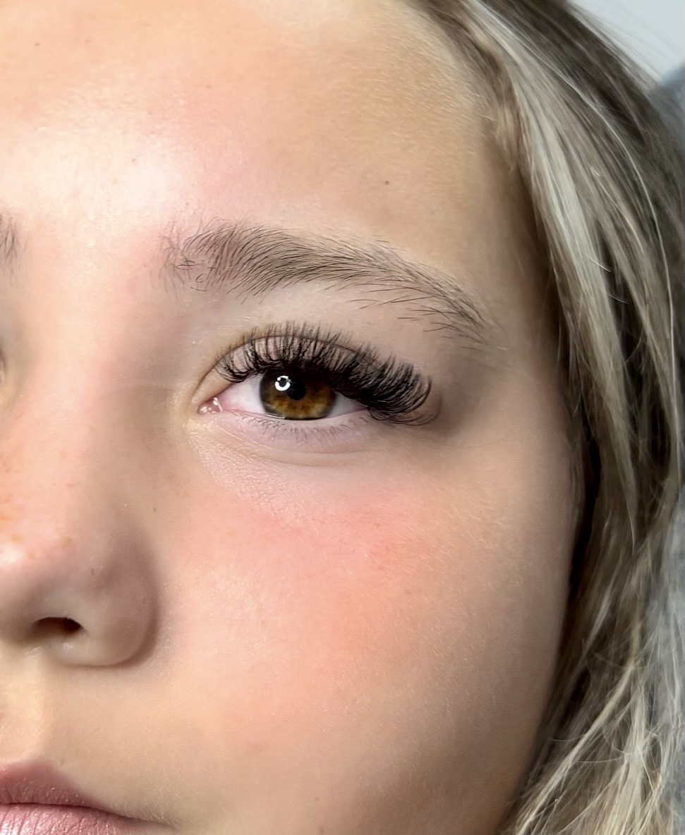 Lush Lash Stuido | 1085 Alpine Vw Pl, Qualicum Beach, BC V9K 1V6, Canada | Phone: (250) 228-2825