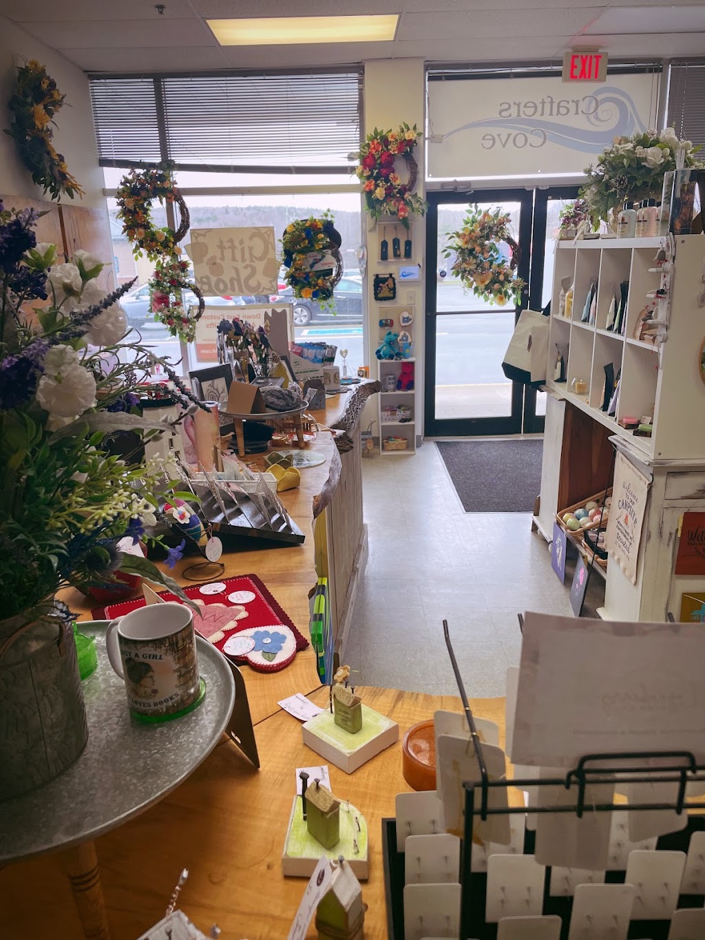 Crafters Cove | 3290 Nova Scotia Trunk 2, Fall River, NS B2T 1J5, Canada | Phone: (902) 576-2524