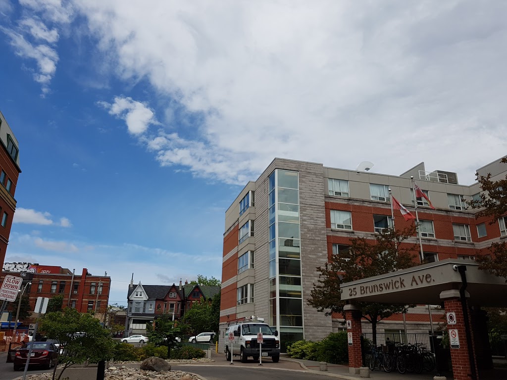 Kensington Health | 25 Brunswick Ave, Toronto, ON M5S 2L9, Canada | Phone: (888) 668-4616