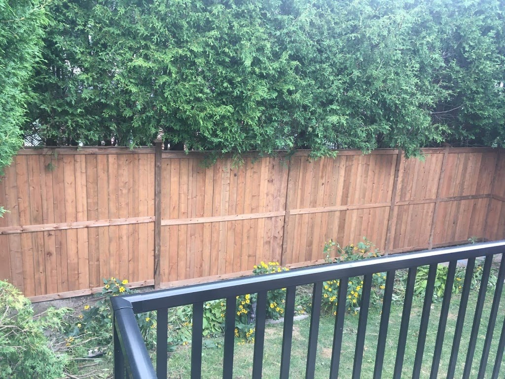 Jons Fencing | 2221 Watercolours Way, Nepean, ON K2J 5J8, Canada | Phone: (613) 801-8038