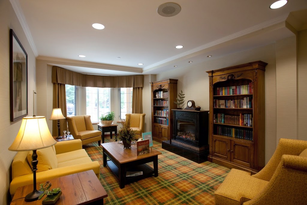 Waterside Retirement Lodge | 239 Zoo Park Rd, Wasaga Beach, ON L9Z 0A1, Canada | Phone: (705) 429-8626