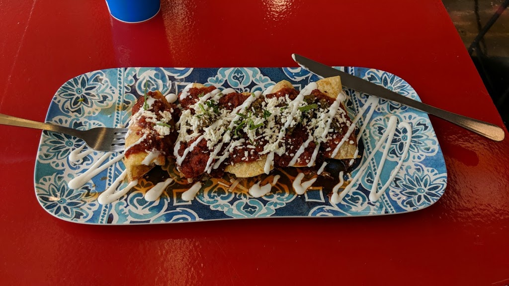 Sunny Chibas Fried Chicken Mexican Cantina | 1584 BC-99, Squamish, BC V8B 0H2, Canada | Phone: (604) 898-1306