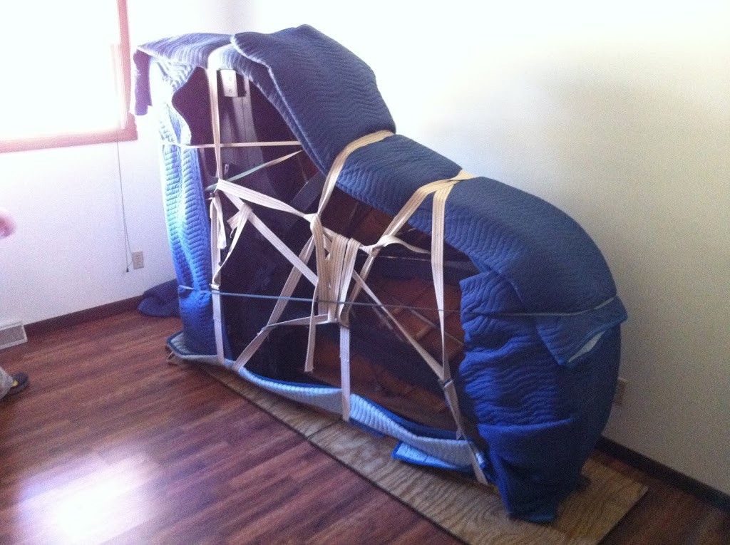 Easy 2 Go Movers Inc. | 106 Cinrickbar Dr, Etobicoke, ON M9W 6W7, Canada | Phone: (647) 202-8587
