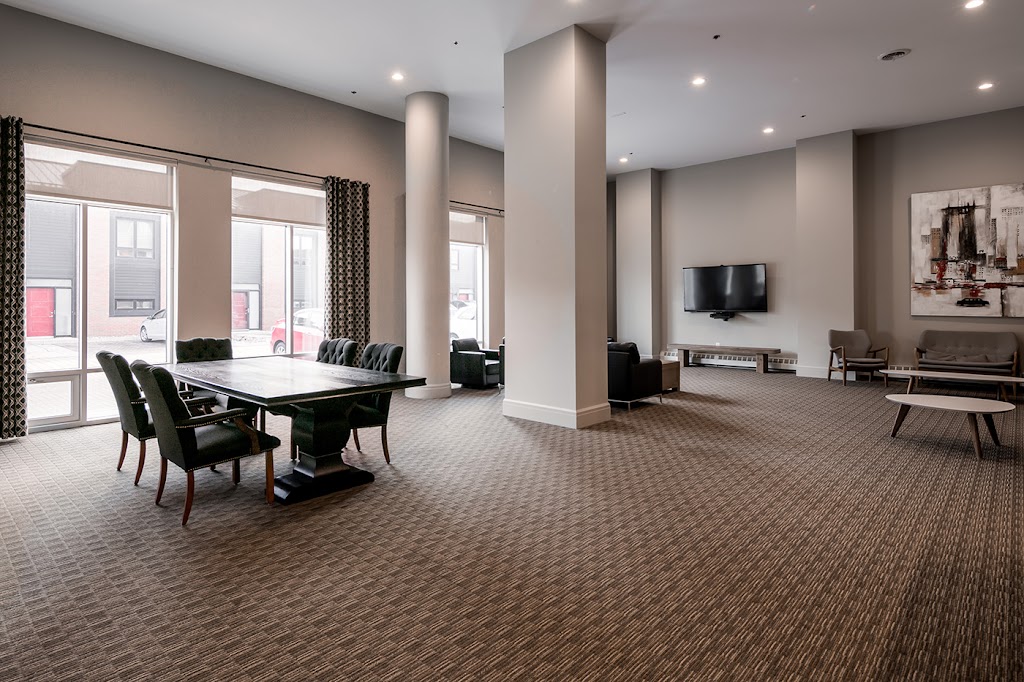 The Hazelton Apartments and Townhouses - Skyline Living | 39 Seapoint Rd, Dartmouth, NS B3B 0K2, Canada | Phone: (902) 403-4349