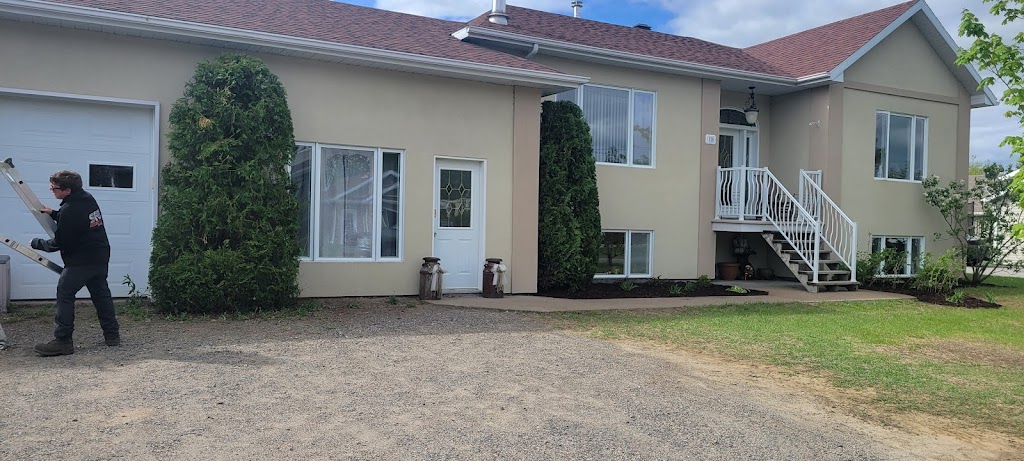 Entretien Paysager Des rosiers | Rue Gabriel, Saint-Boniface, QC G0X 2L0, Canada | Phone: (873) 255-5148