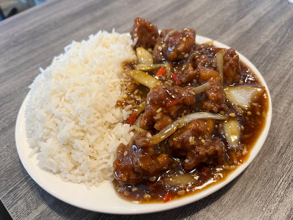 Hakka Legend Asian Cuisine Oakville | 2501 Hampshire Gate, Oakville, ON L6H 6C8, Canada | Phone: (905) 829-1555