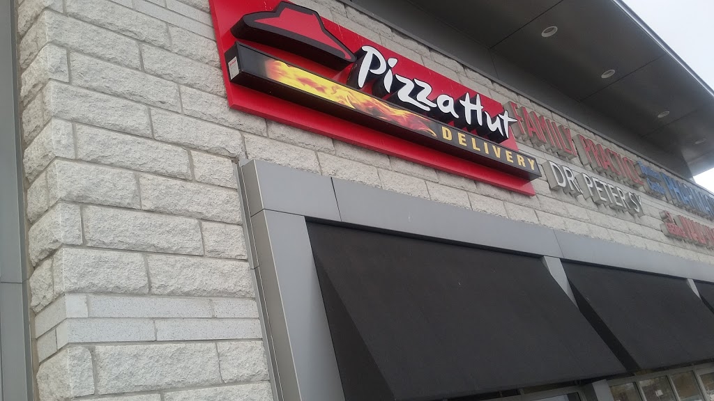 Pizza Hut | 925 Rathburn Rd E, Mississauga, ON L4W 4C3, Canada | Phone: (905) 566-5757