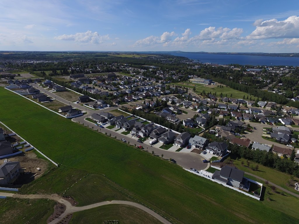 Crestview Sylvan Lake | Parson Dr, Sylvan Lake, AB T4S 1K4, Canada | Phone: (403) 252-7575