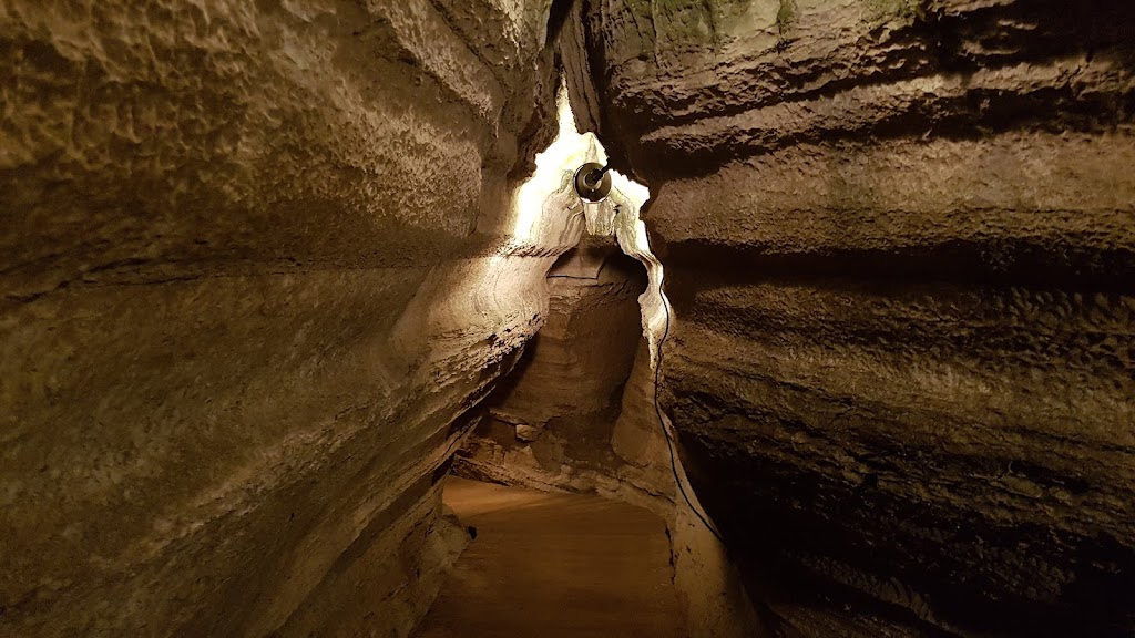 Bonnechere Caves | 1247 Fourth Chute Rd, Eganville, ON K0J 1T0, Canada | Phone: (613) 628-2283