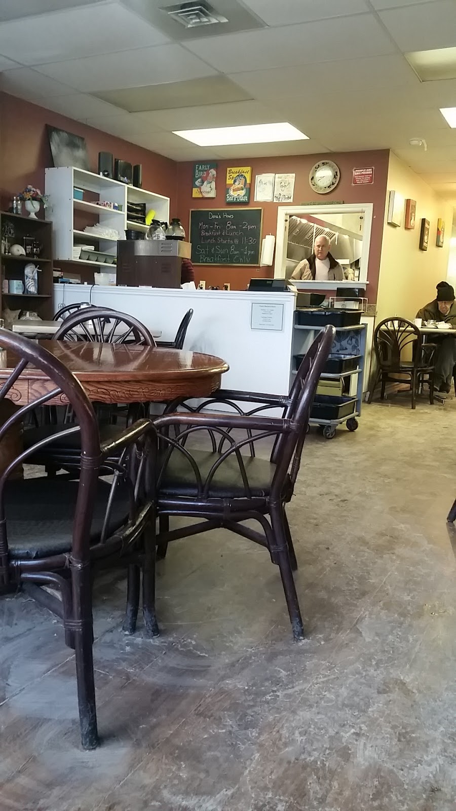 Denas Home Cookin | 3747 Portage Rd, Niagara Falls, ON L2J 2L1, Canada | Phone: (289) 296-9600
