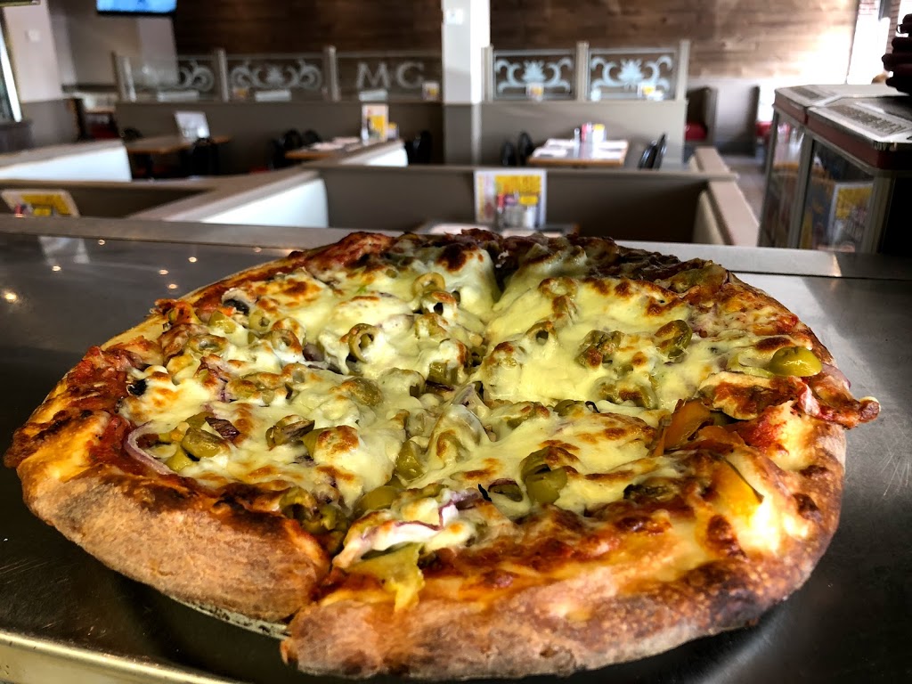 Restaurant Canada Drive-In | 195 Boulevard DAnjou, Châteauguay, QC J6J 2R3, Canada | Phone: (450) 691-8255