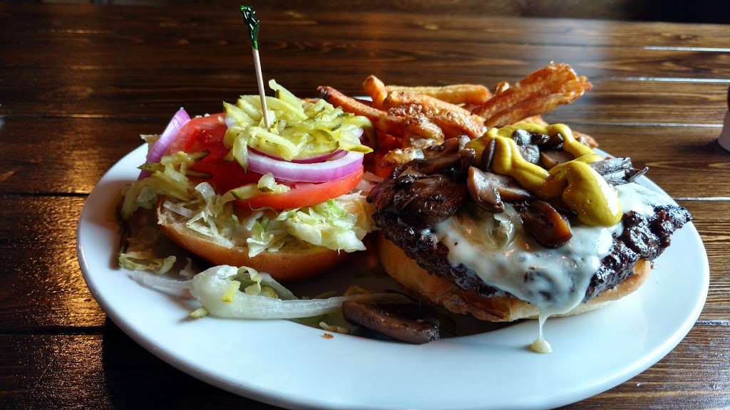 Burger Barn | 3000 4th Line, Ohsweken, ON N0A 1M0, Canada | Phone: (519) 445-0088