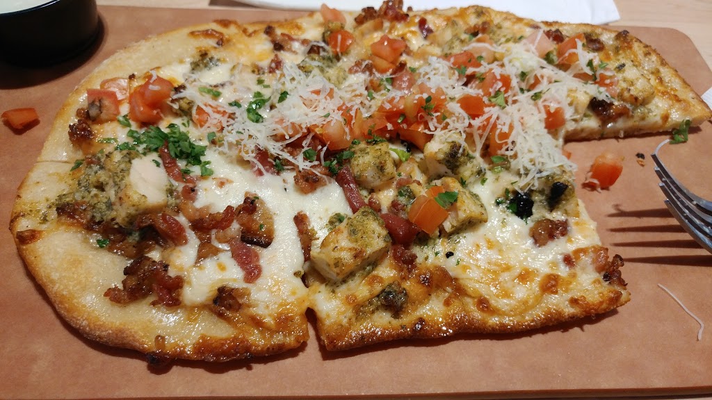 Boston Pizza | 6254 Currents Dr NW, Edmonton, AB T6W 0L7, Canada | Phone: (780) 705-2553