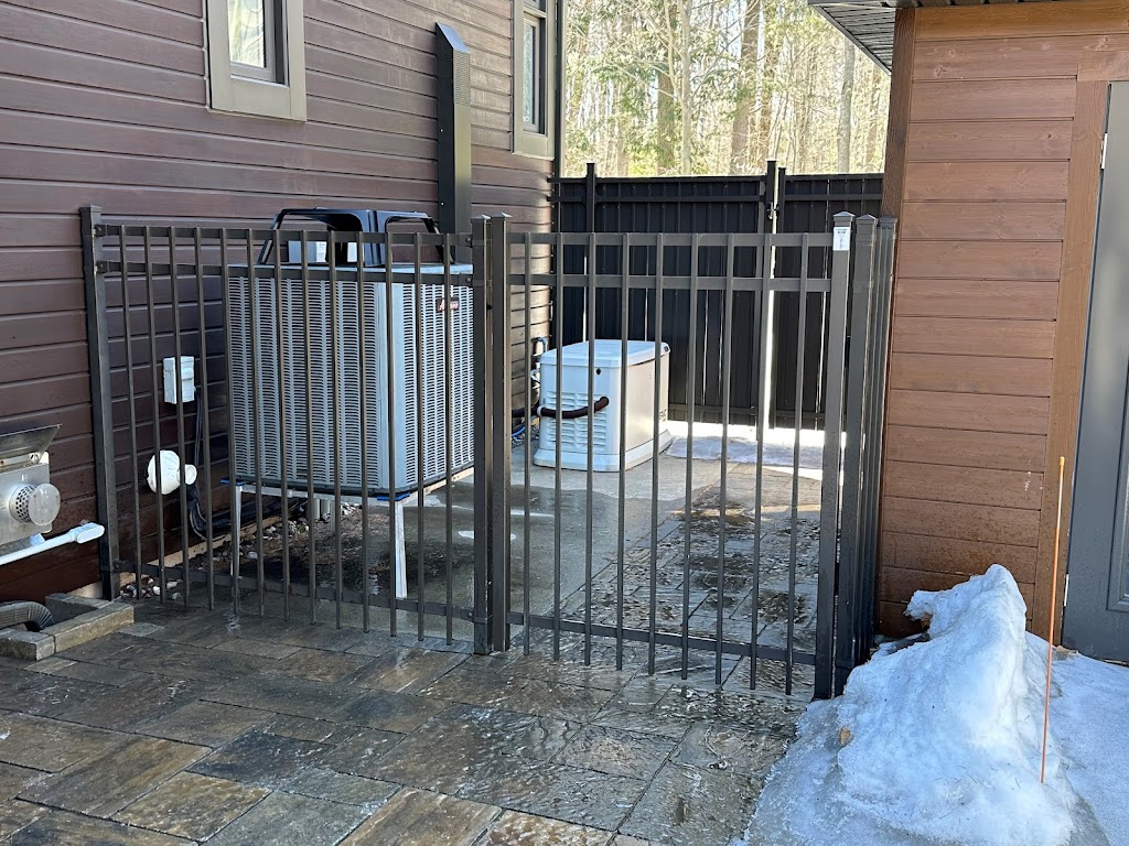 Privy Panls | 38 Rue de Clervaux, Rosemère, QC J7B 0A1, Canada | Phone: (514) 244-9995