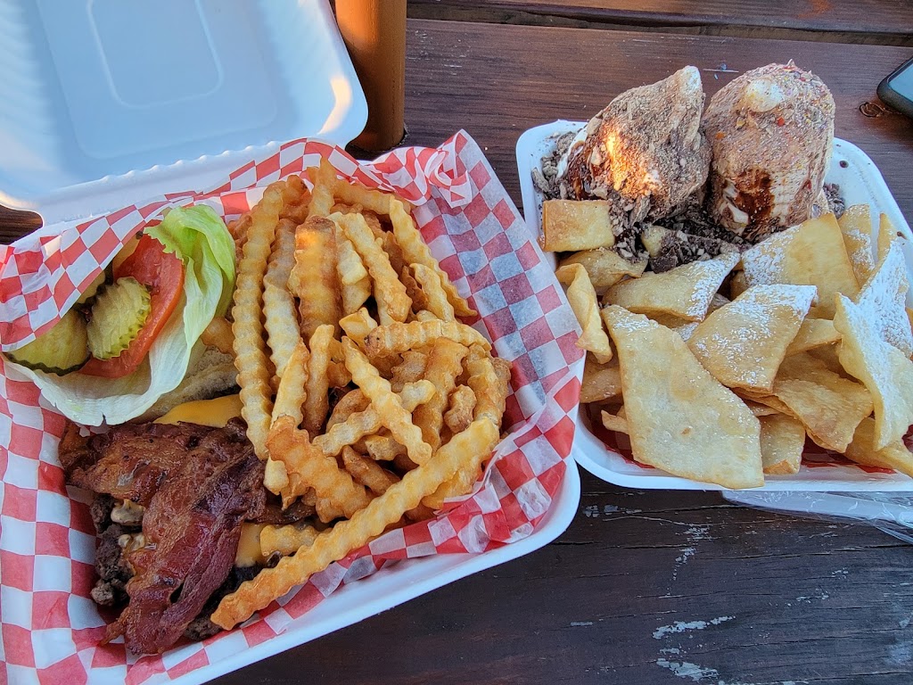 Deckers Dairy Bar & Grill Cornwall | 655 Main St, Cornwall, PE C0A 1H0, Canada | Phone: (902) 892-0222