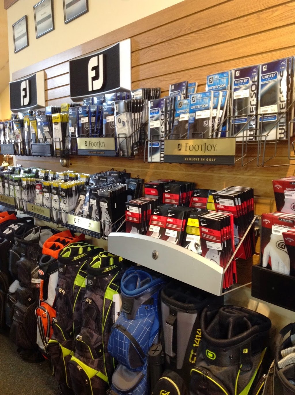 Golf Country Inc | 4730 Smiths Creek Rd, Kimball, MI 48074, USA | Phone: (810) 364-9160