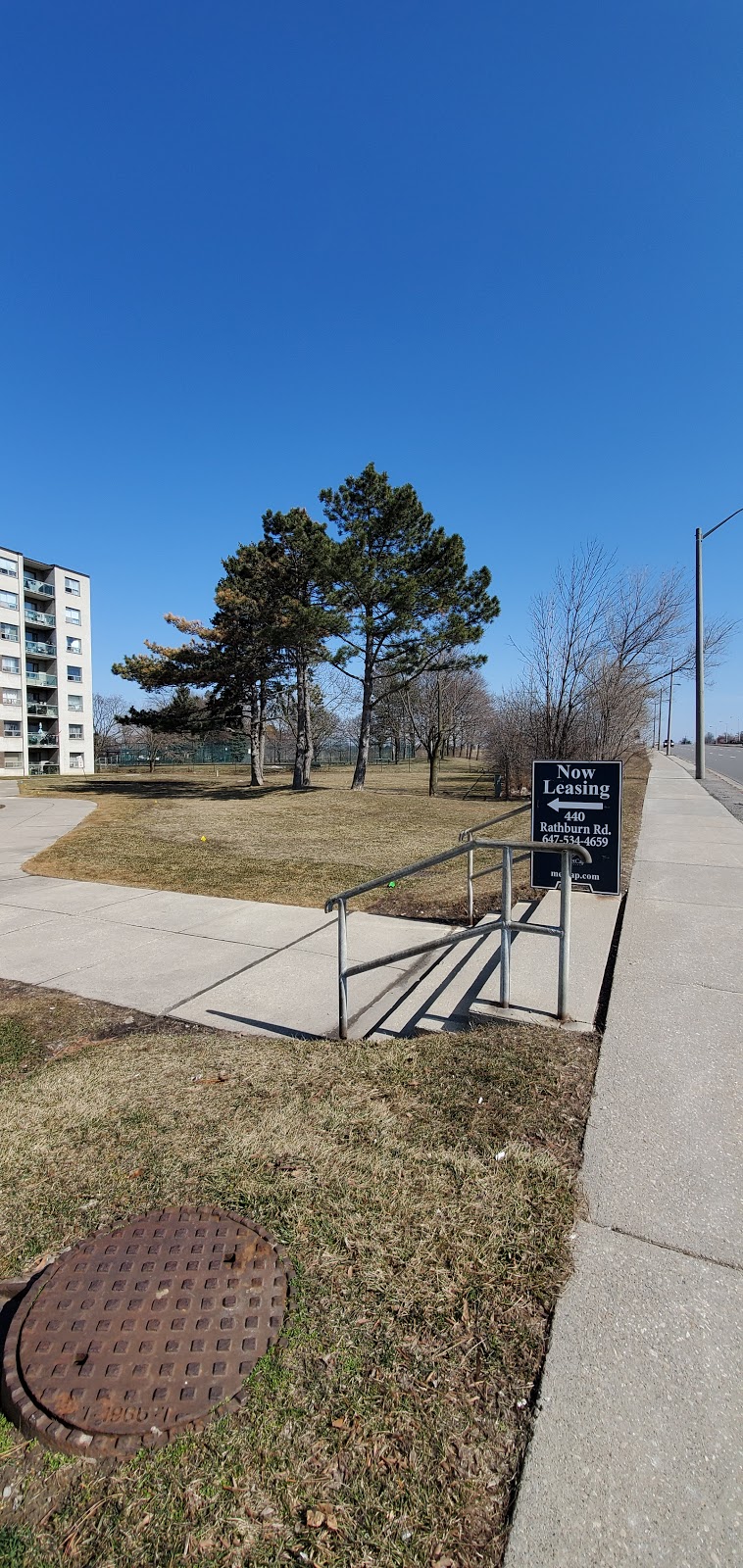 440 Rathburn Etobicoke Ltd | 440 Rathburn Rd, Etobicoke, ON M9C 3S7, Canada | Phone: (416) 626-1692