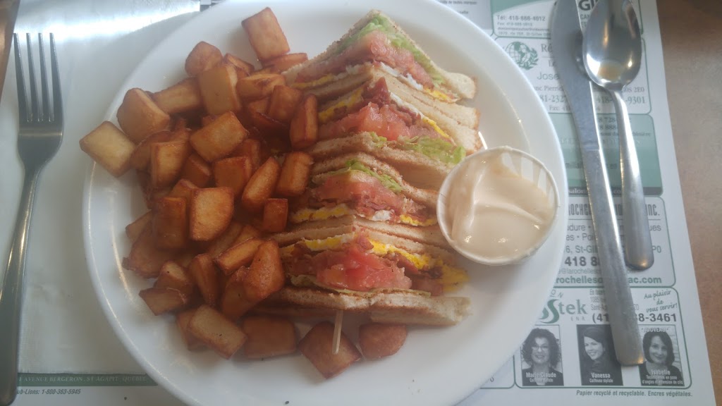 Casse-croute chez Simon | 1135 Avenue Daigle, Saint-Agapit, QC G0S 1Z0, Canada | Phone: (418) 888-4070