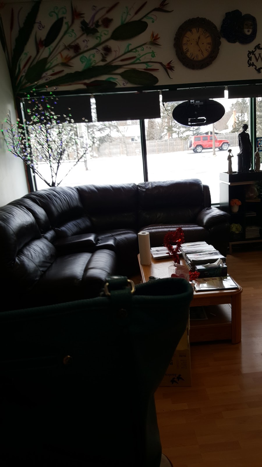 Lyly Nails | 1161 Pelham St, Welland, ON L3C 6Z9, Canada | Phone: (905) 933-2029