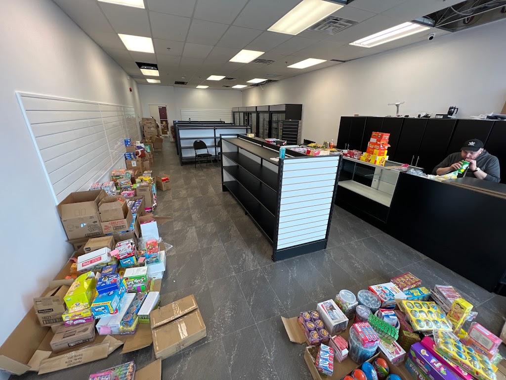 Munchiz Exotique Blainville / Vape Town | 1356 Bd du Curé-Labelle suite 238, Blainville, QC J7C 2P2, Canada | Phone: (450) 818-2720