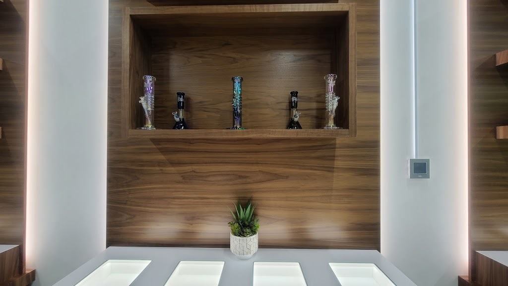 Cannabis Link Hyde Park | 1175 Hyde Park Rd #2B, London, ON N6H 5K6, Canada | Phone: (519) 657-7979