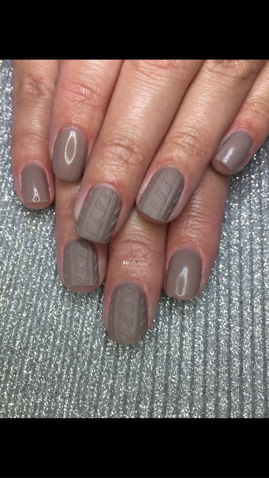 ReTreat Esthetic Studio | 365 Park Ave E, Chatham, ON N7M 3W2, Canada | Phone: (519) 359-2619