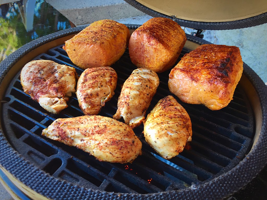 Friendly Fires Fireplaces & BBQs Carleton Place | 11384 ON-7, Carleton Place, ON K7C 3P1, Canada | Phone: (613) 253-5575