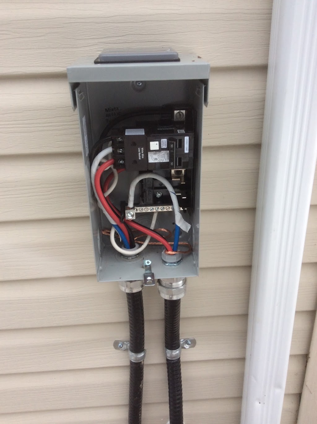 HTG Electric | 520 High St, Carleton Place, ON K7C 3P1, Canada | Phone: (613) 325-0838
