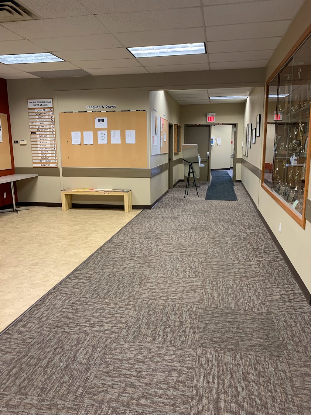 Airdrie Curling Club | 275 Jensen Dr NE, Airdrie, AB T4B 1P7, Canada | Phone: (403) 948-7100