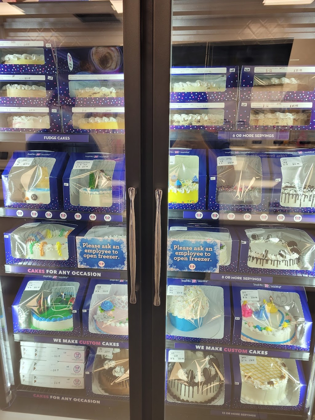 Baskin Robbins Ninth line | 3890 Eglinton Ave W, Mississauga, ON L5M 2R9, Canada | Phone: (905) 608-1600