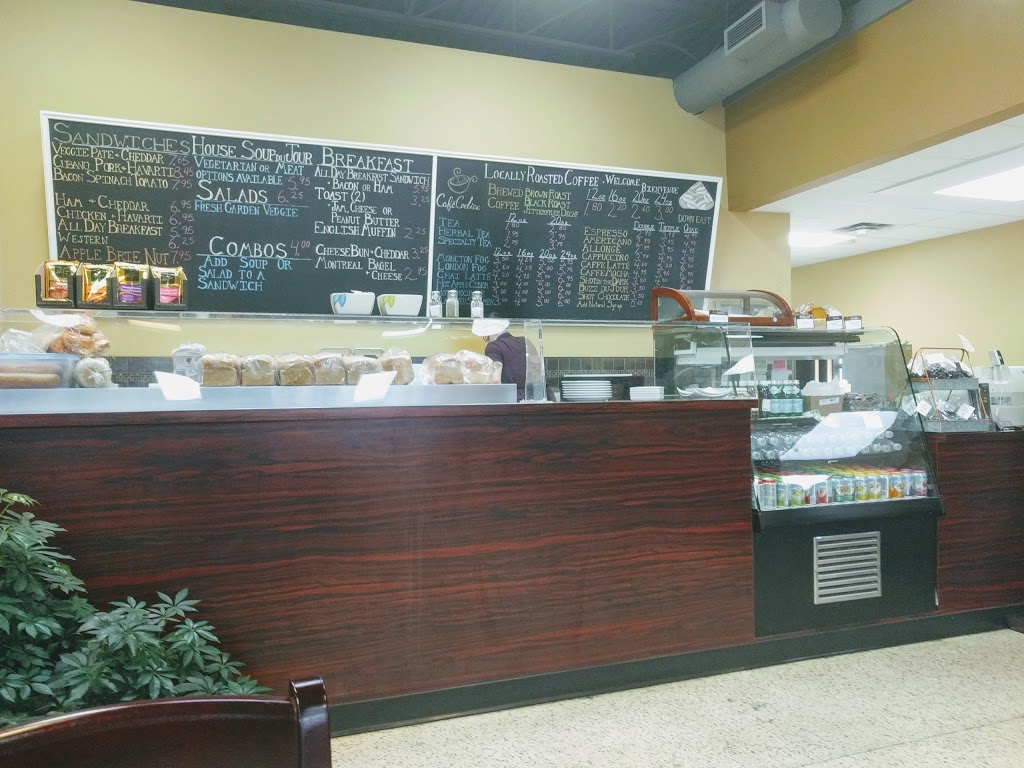 Café Codiac | 666 St George Blvd, Moncton, NB E1E 2C2, Canada | Phone: (506) 855-6696