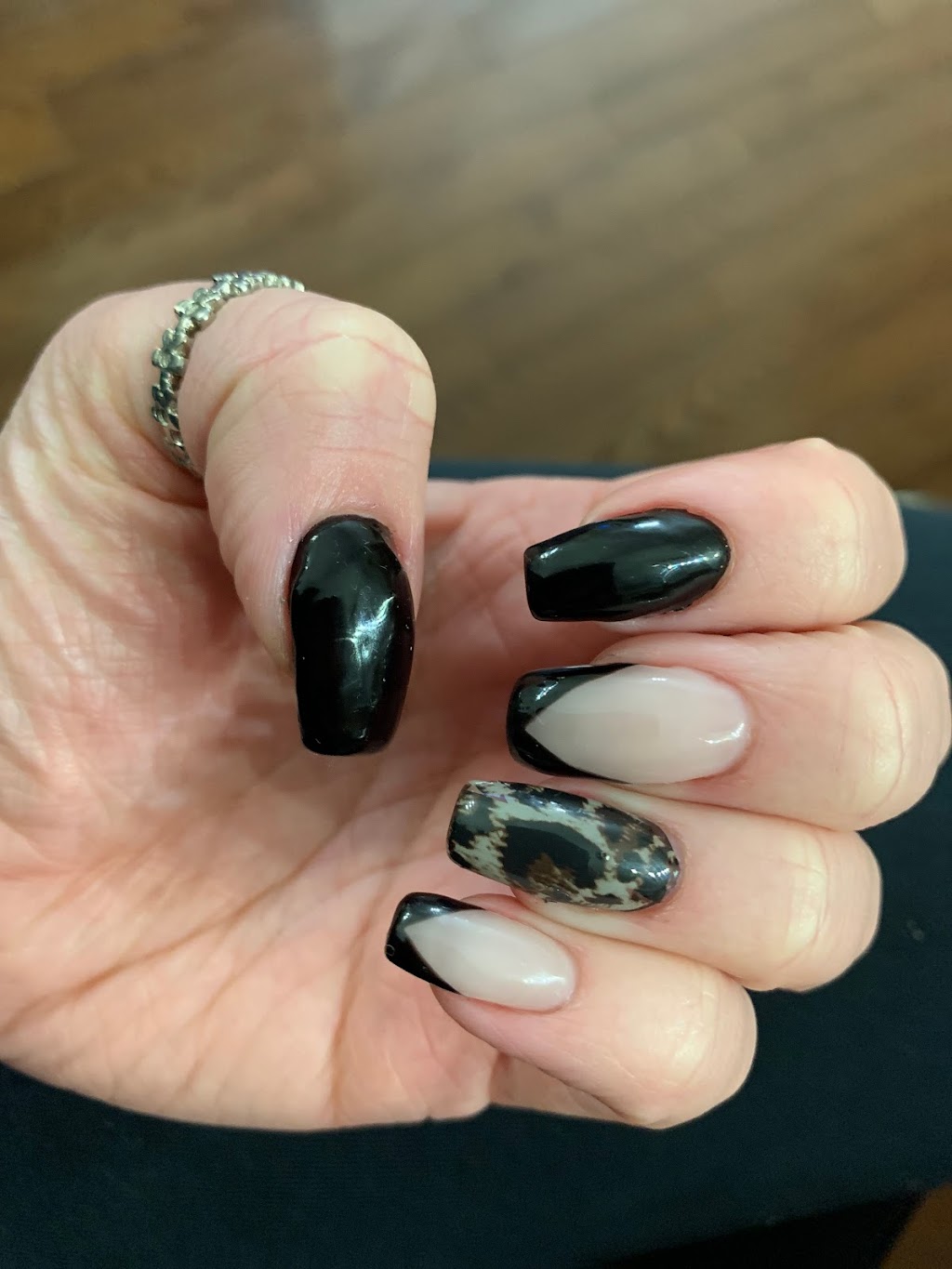 Beauty By Jess | 1058 Wisker Ave, Lefroy, ON L0L 1W0, Canada | Phone: (416) 886-3219