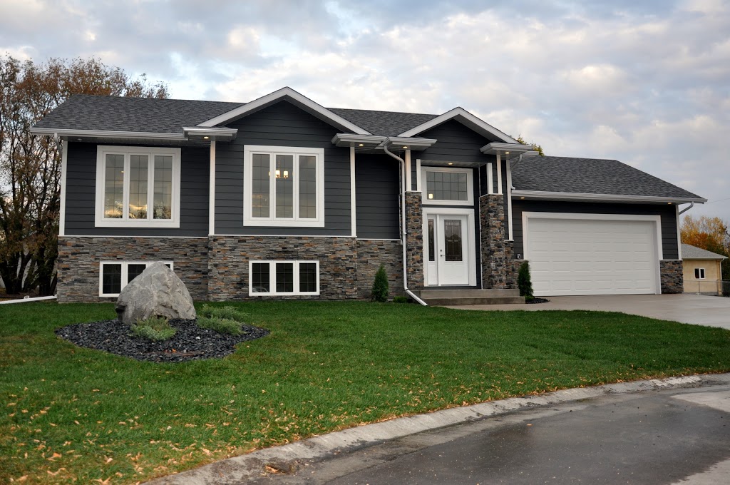 Heather Vandenberg, Royal LePage Prime | 1877 Henderson Hwy, Winnipeg, MB R2G 1P4, Canada | Phone: (204) 330-7600