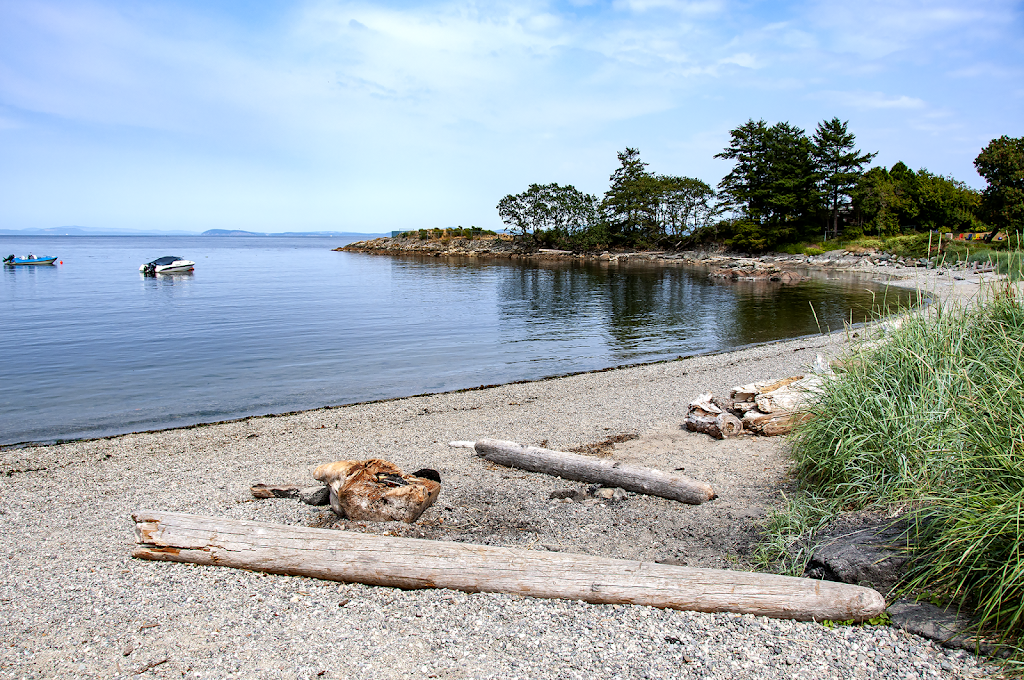 Telegraph Cove | 4040 Telegraph Bay Rd, Victoria, BC V8N 4J5, Canada | Phone: (250) 475-5522