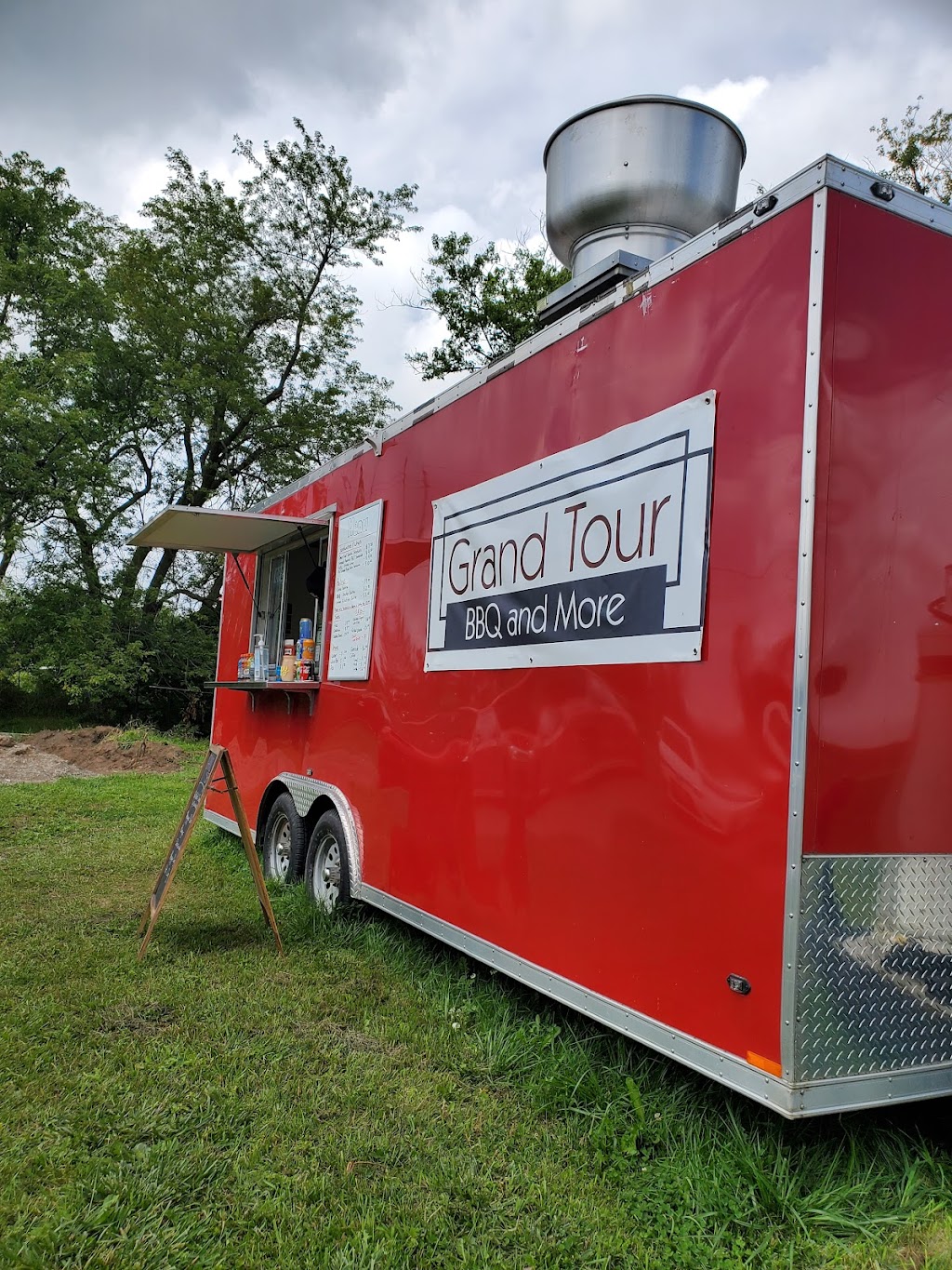 Grand Tour BBQ | 107 Queen St, Morriston, ON N0B 2C0, Canada | Phone: (800) 679-0026