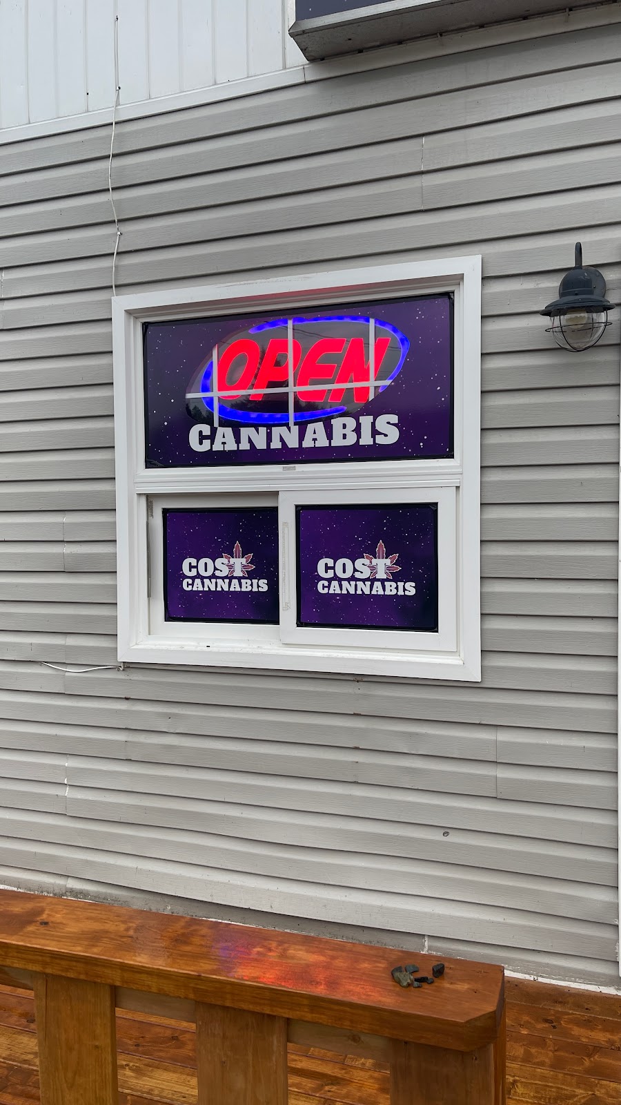 COST CANNABIS | 208 Main St, Blackville, NB E9B 1S8, Canada | Phone: (506) 843-6775