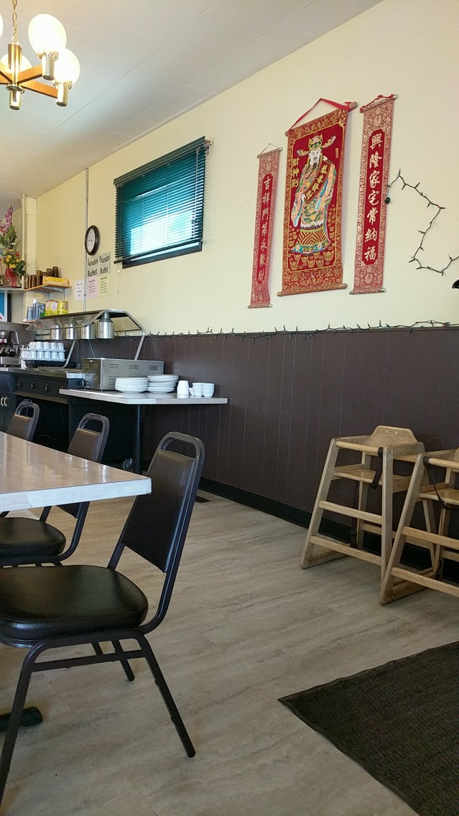 Wongs Restaurant | 121 Main St, Kelliher, SK S0A 1V0, Canada | Phone: (306) 675-4595