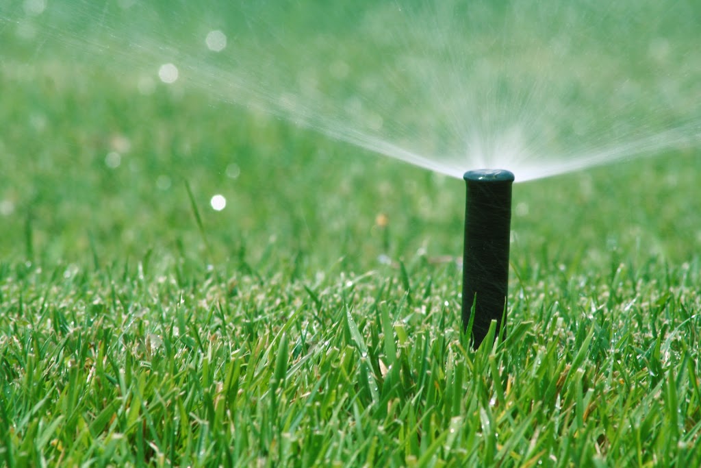 8 Days A Week Lawn Sprinkler Systems | 36 Thorpe St, Dundas, ON L9H 1K7, Canada | Phone: (905) 628-3297