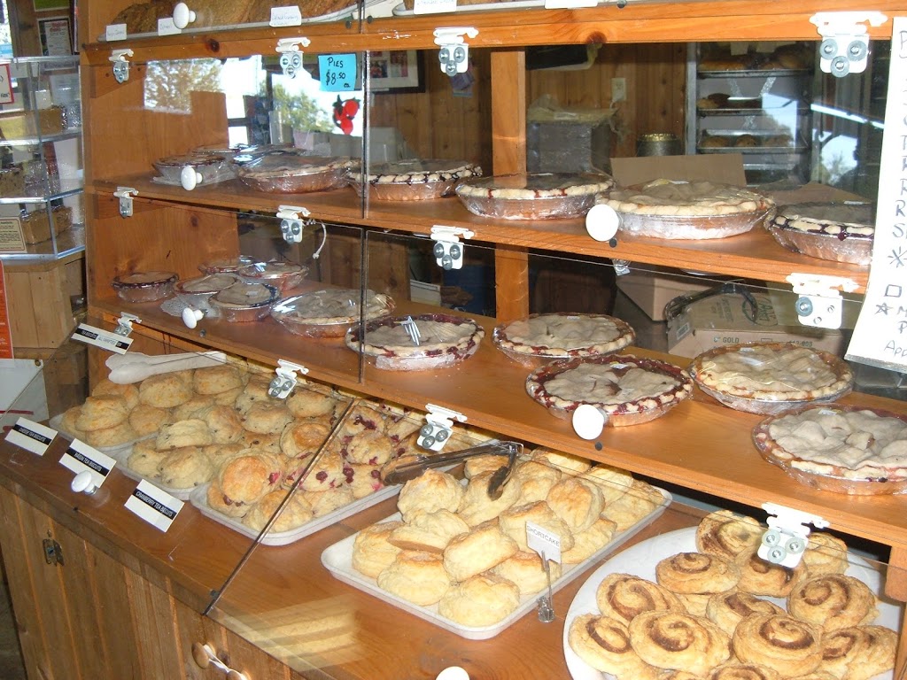 Burnham Family Farm Market | 7760 County 2 Rd, Cobourg, ON K9A 0X4, Canada | Phone: (905) 373-4578