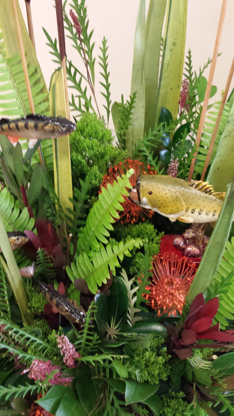 Passmores Flowers Inc | 190 King George Rd, Brantford, ON N3R 5L3, Canada | Phone: (519) 752-5402
