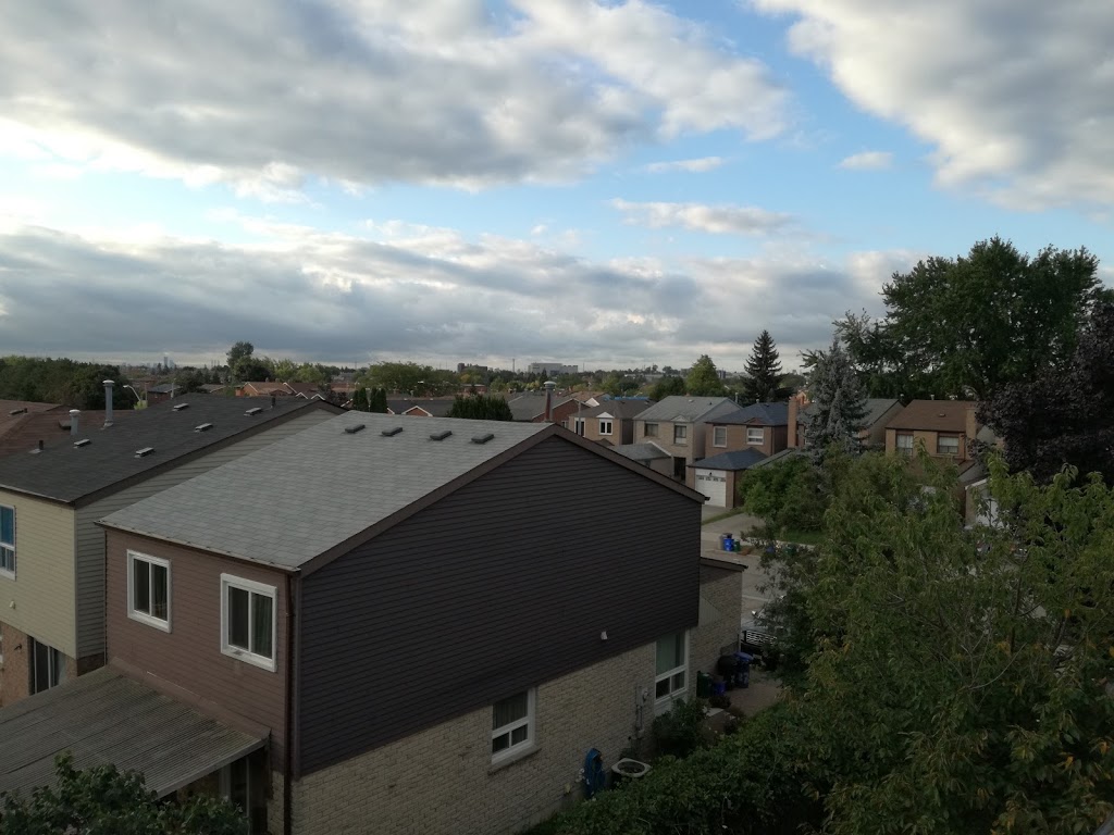 Peachtree Parkette | 49 Peachtree Pl, Concord, ON L4K 2C4, Canada