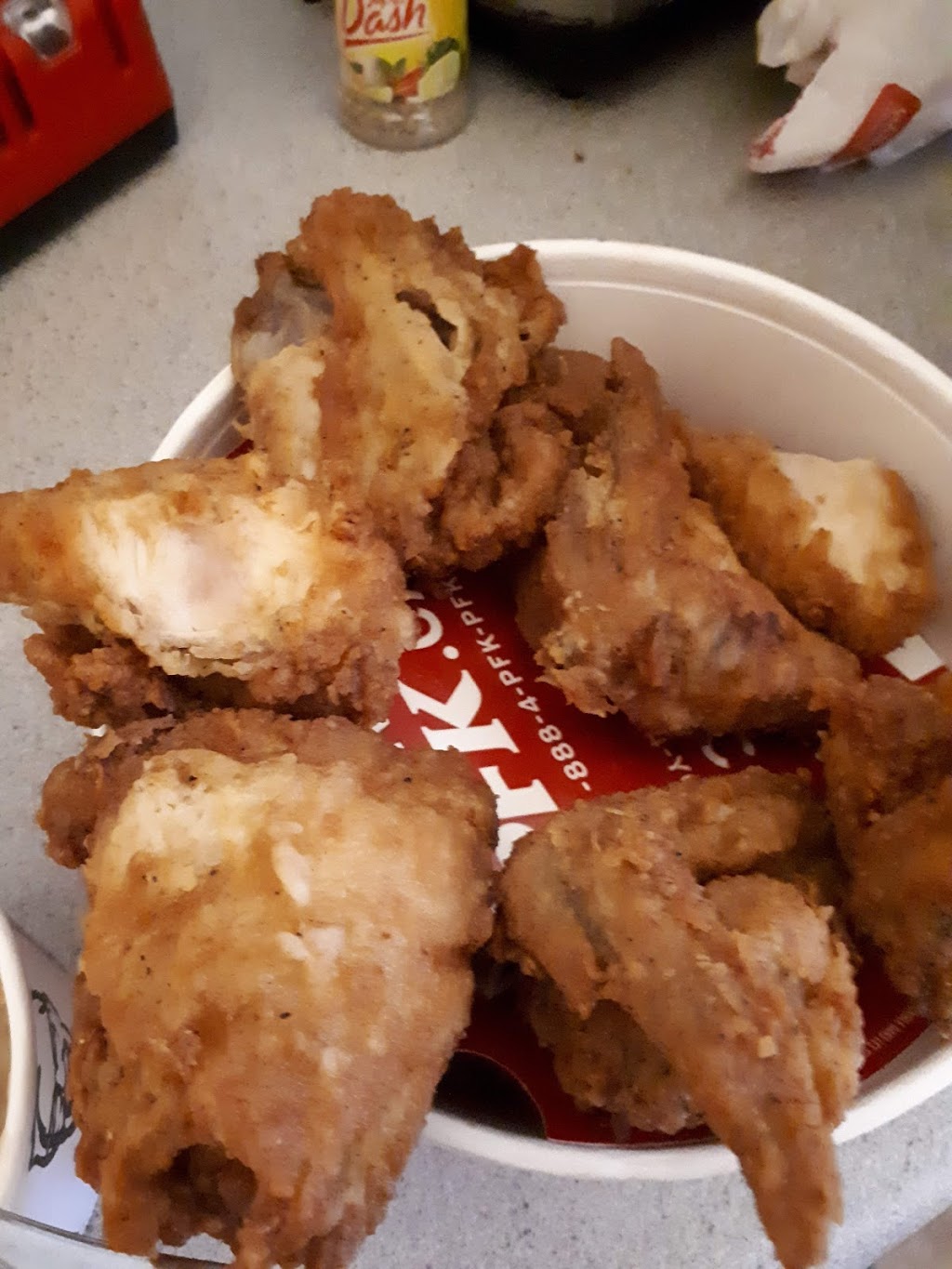 KFC | 419-519 Huron St Bldg. G, Stratford, ON N5A 5T8, Canada | Phone: (226) 779-1935