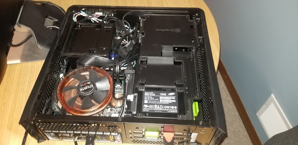 Costamized Computers | 275 Mogg St, Strathroy, ON N7G 3X4, Canada | Phone: (519) 694-0471