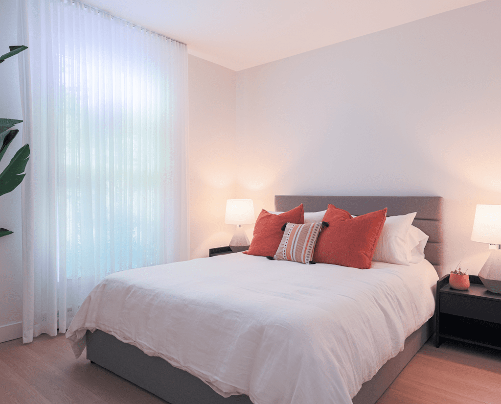 Le Newman | 7227 Bd Newman, LaSalle, QC H8N 2K3, Canada | Phone: (514) 368-3449