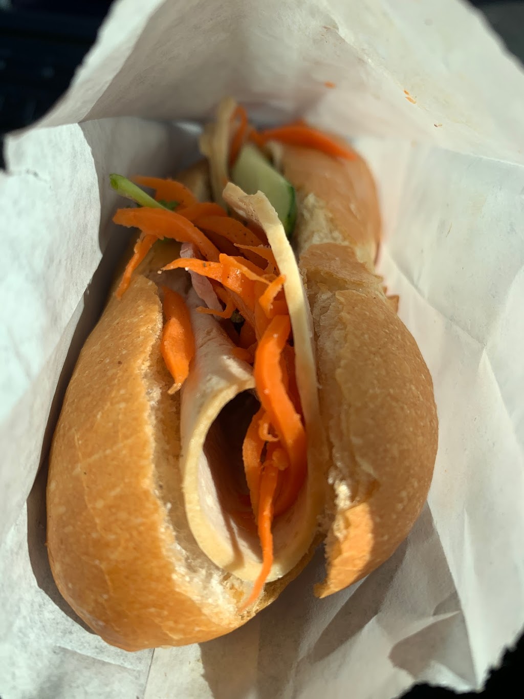 Bot Chien Saigon | 888 Dundas St E Unit D4-C, Mississauga, ON L4Y 4G6, Canada | Phone: (289) 232-3883