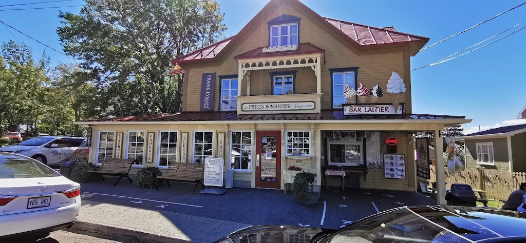Little Joys of Marguerite | 693 QC-289, Saint-Alexandre-de-Kamouraska, QC G0L 2G0, Canada | Phone: (418) 495-1111