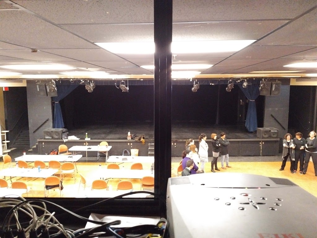 Ecole Du Coteau | 2121 Rue de lAlizé, Mascouche, QC J7L 4C9, Canada | Phone: (450) 492-3510