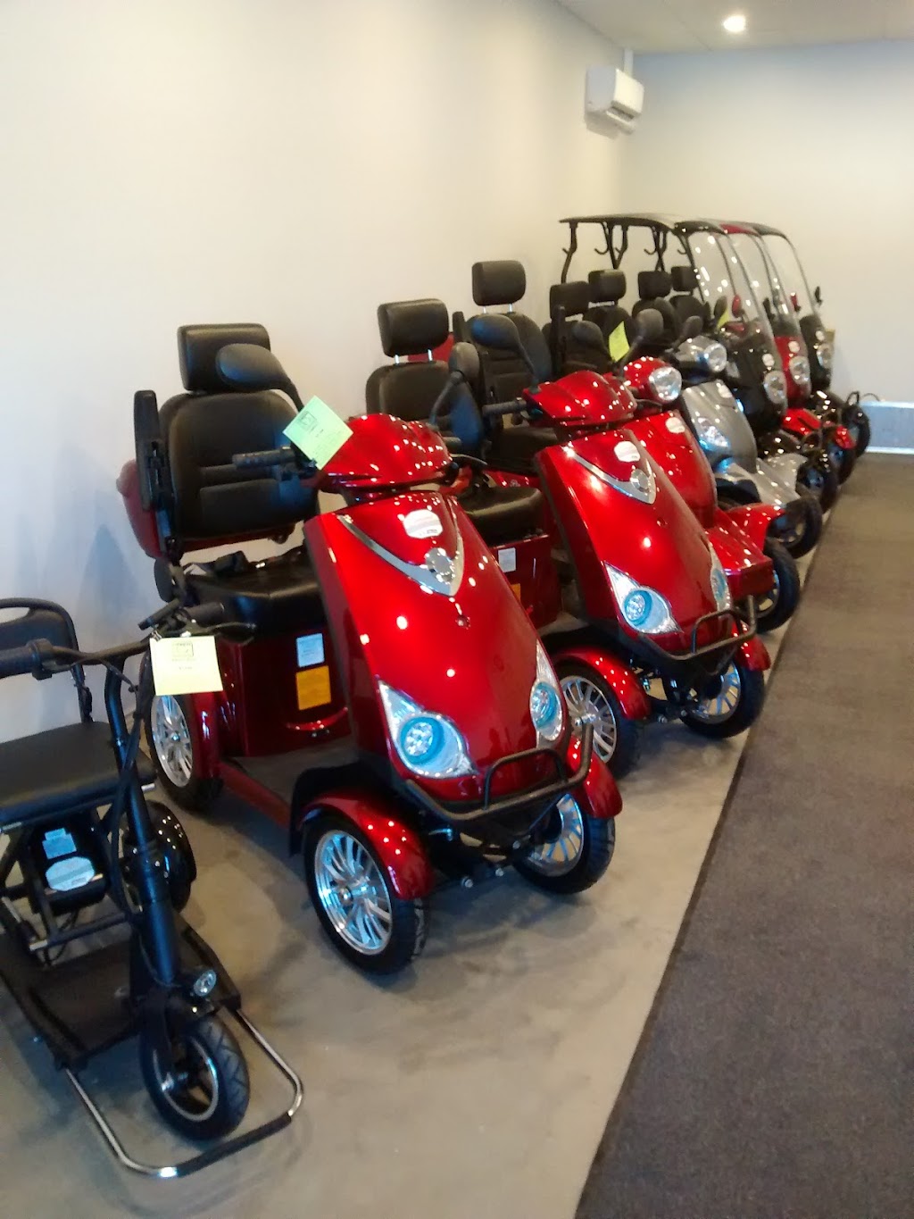 Etech Scooters | 109 Old Mill Rd #2, Shediac Cape, NB E4P 3C4, Canada | Phone: (506) 532-4320