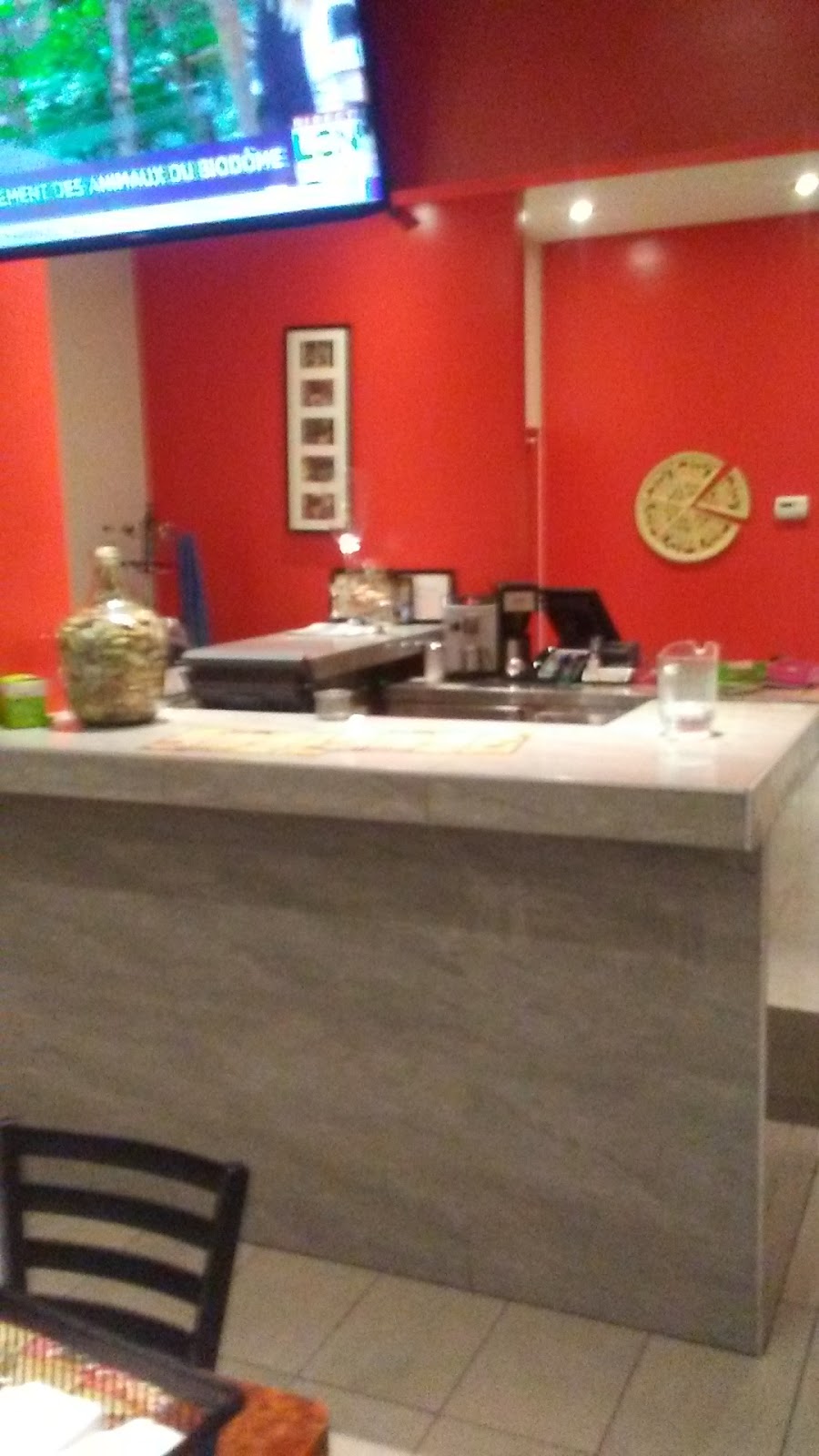 Bob le roi du sous marin | 2050 Boulevard René-Laennec, Laval, QC H7M 4J8, Canada | Phone: (450) 629-3843